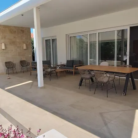 Petra Arenal D'en Castell וילה *