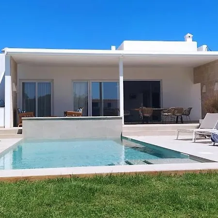 Petra Arenal D'en Castell אס מרקדל