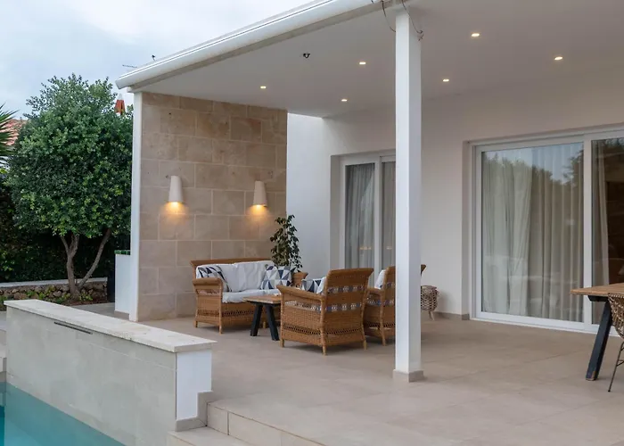 Petra Arenal D'en Castell Villa