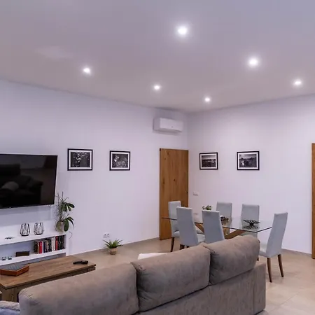 Petra Arenal D'en Castell Villa