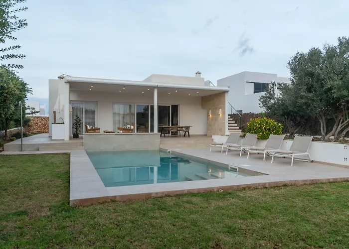 Petra Arenal D'en Castell