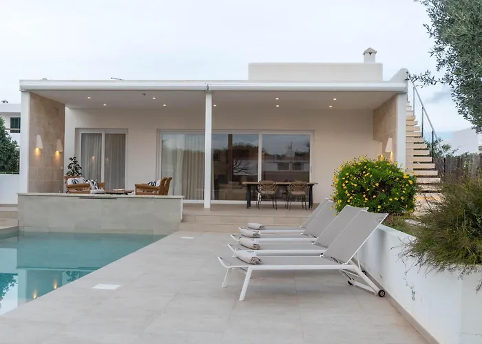 Petra Arenal D'en Castell *